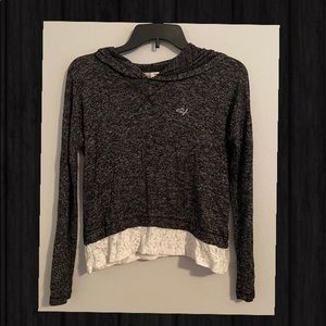 Hooded light sweater